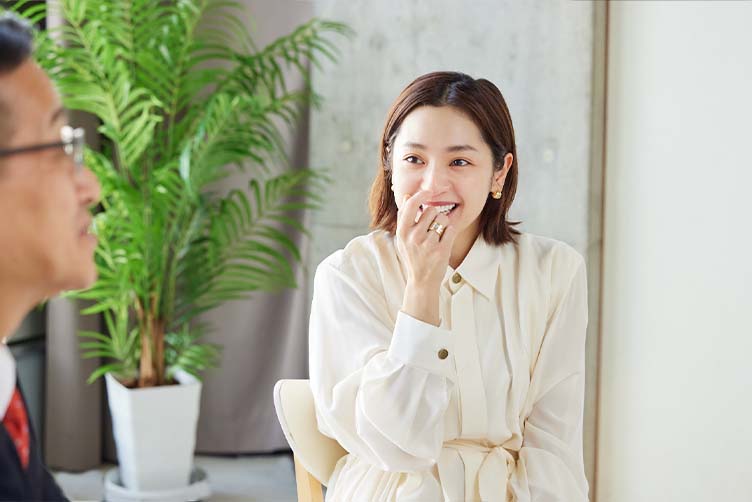中村アンさんと内藤裕二先生の写真